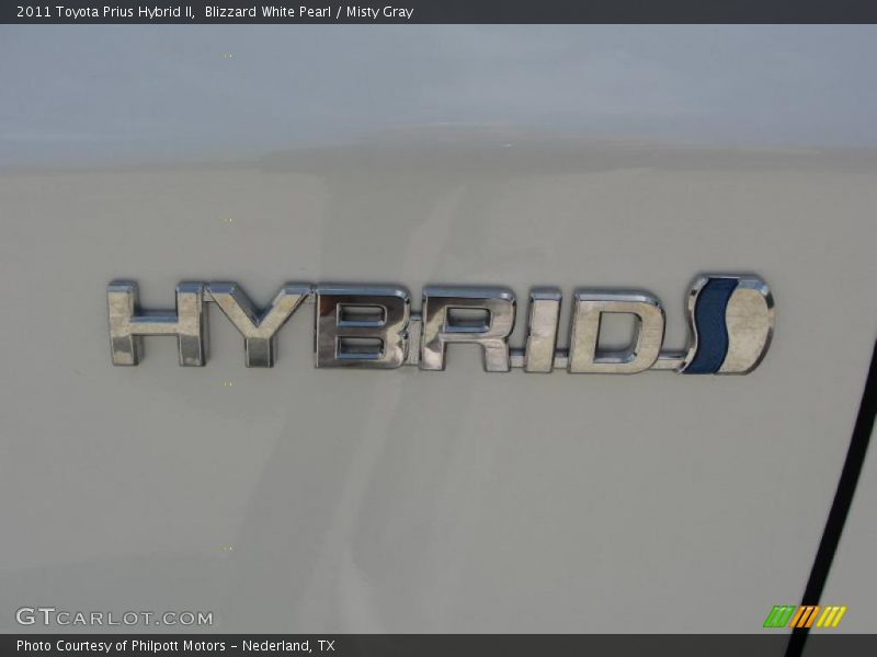 Blizzard White Pearl / Misty Gray 2011 Toyota Prius Hybrid II