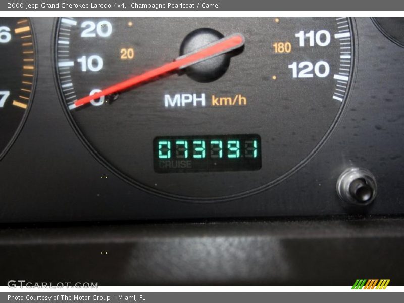 Champagne Pearlcoat / Camel 2000 Jeep Grand Cherokee Laredo 4x4