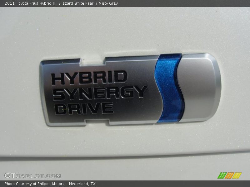Blizzard White Pearl / Misty Gray 2011 Toyota Prius Hybrid II