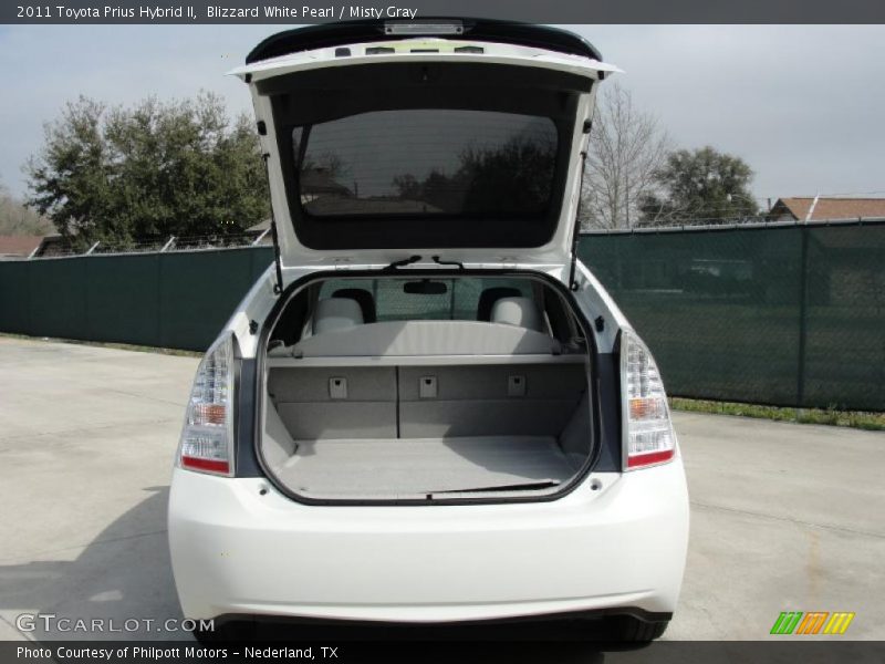 Blizzard White Pearl / Misty Gray 2011 Toyota Prius Hybrid II