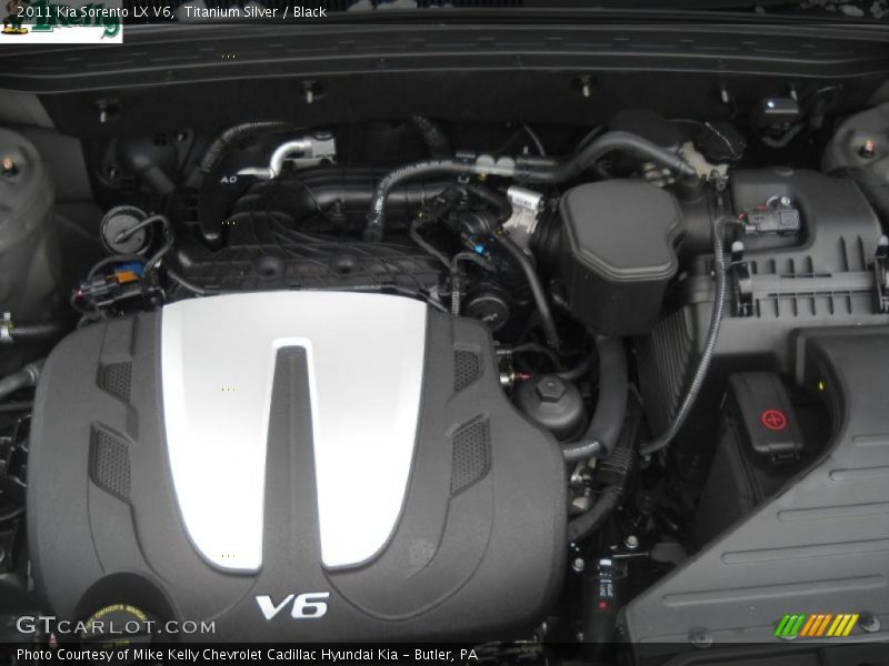 Titanium Silver / Black 2011 Kia Sorento LX V6