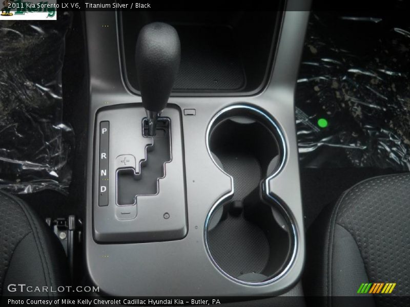 Titanium Silver / Black 2011 Kia Sorento LX V6