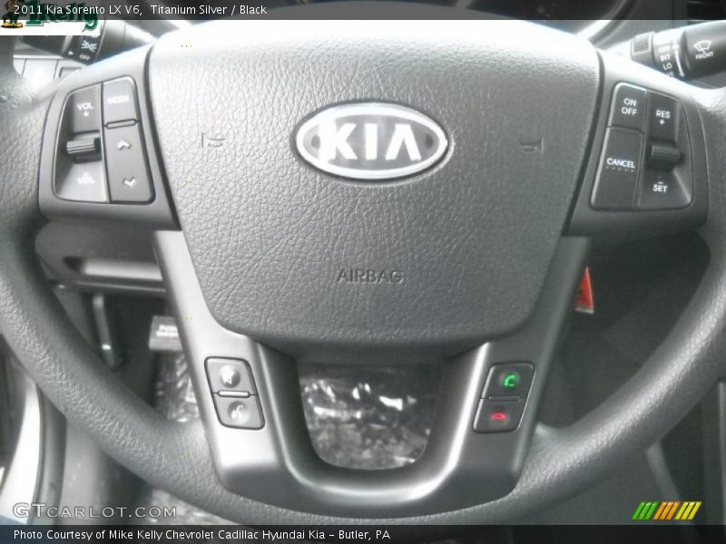 Titanium Silver / Black 2011 Kia Sorento LX V6