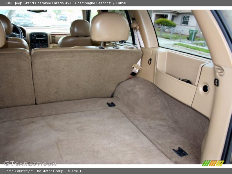  2000 Grand Cherokee Laredo 4x4 Trunk