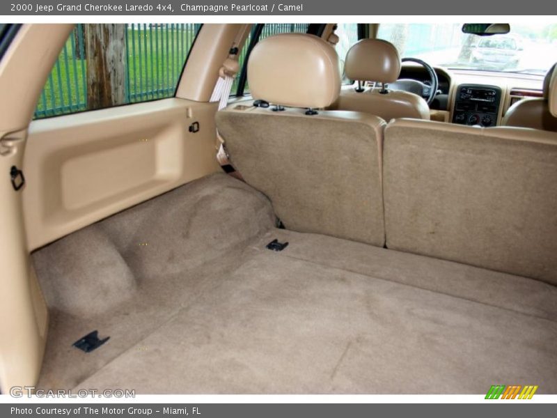  2000 Grand Cherokee Laredo 4x4 Trunk