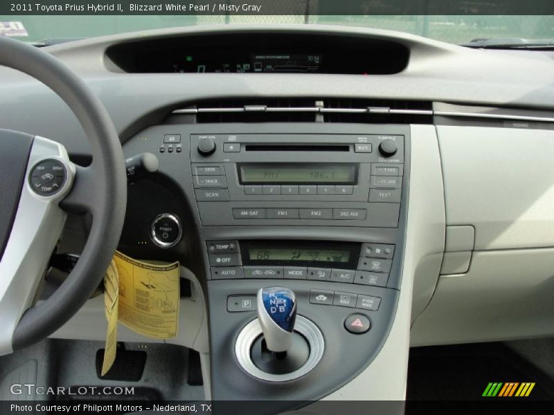 Blizzard White Pearl / Misty Gray 2011 Toyota Prius Hybrid II
