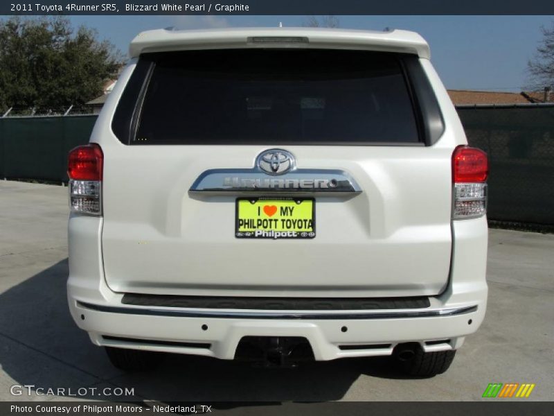 Blizzard White Pearl / Graphite 2011 Toyota 4Runner SR5