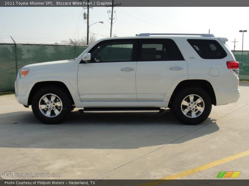 Blizzard White Pearl / Graphite 2011 Toyota 4Runner SR5
