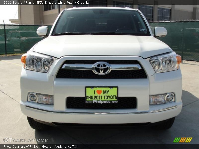 Blizzard White Pearl / Graphite 2011 Toyota 4Runner SR5