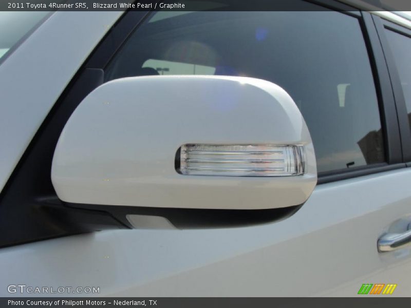 Blizzard White Pearl / Graphite 2011 Toyota 4Runner SR5