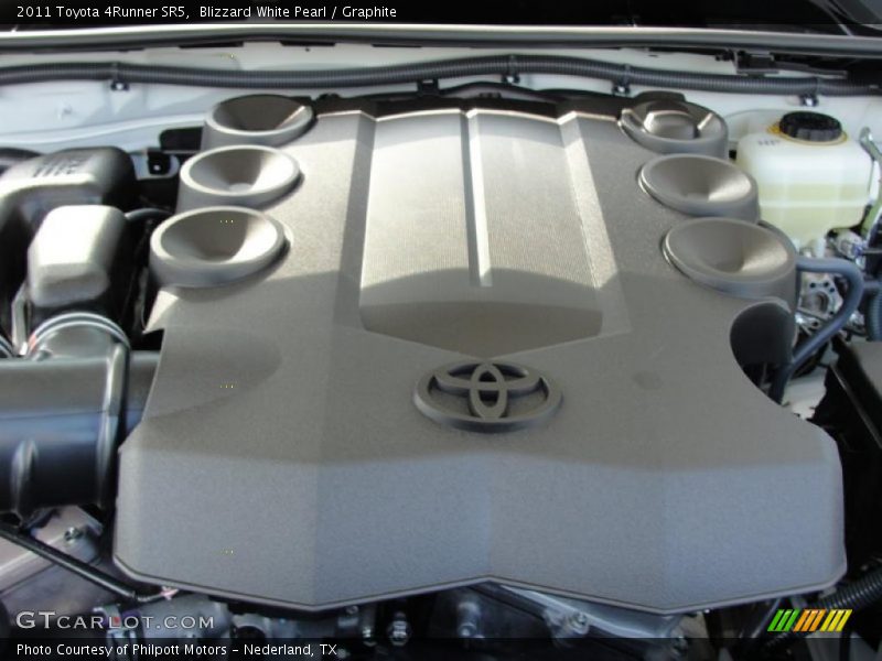 Blizzard White Pearl / Graphite 2011 Toyota 4Runner SR5
