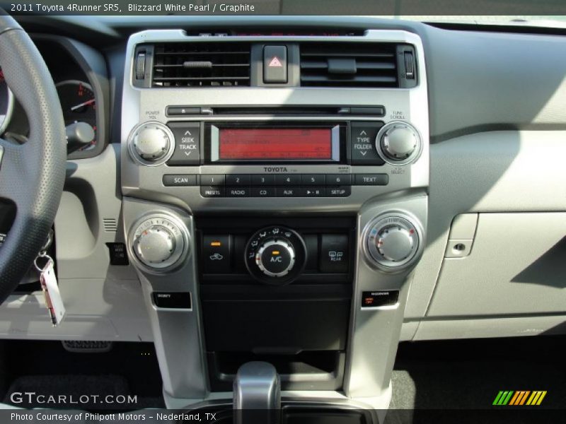 Blizzard White Pearl / Graphite 2011 Toyota 4Runner SR5