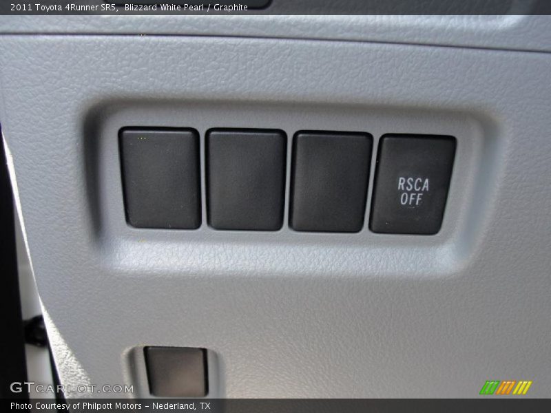 Blizzard White Pearl / Graphite 2011 Toyota 4Runner SR5