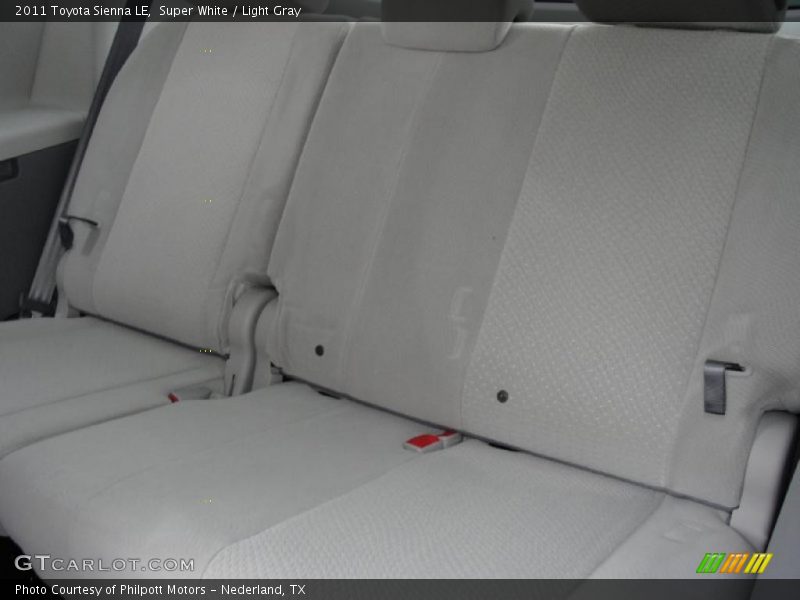 Super White / Light Gray 2011 Toyota Sienna LE
