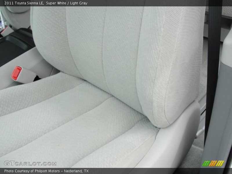 Super White / Light Gray 2011 Toyota Sienna LE