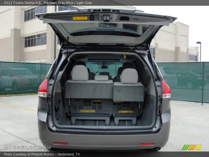  2011 Sienna XLE Light Gray Interior