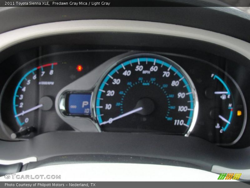 Predawn Gray Mica / Light Gray 2011 Toyota Sienna XLE