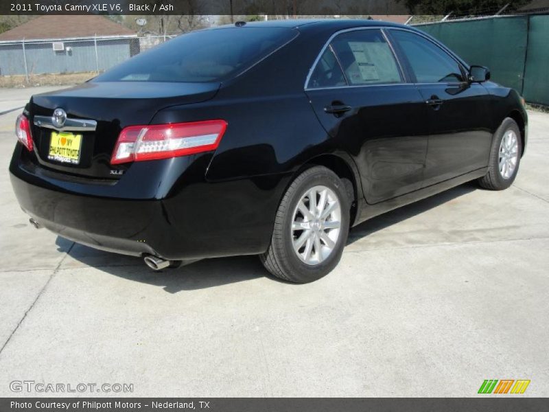 Black / Ash 2011 Toyota Camry XLE V6