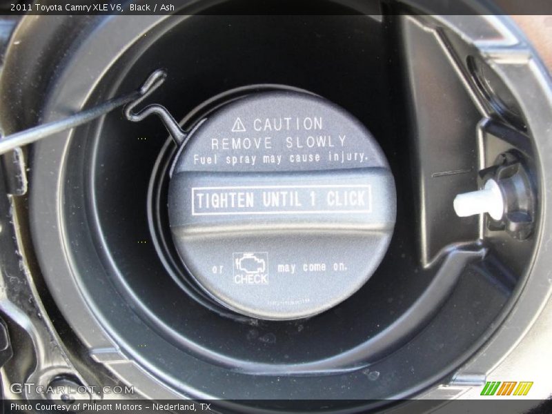 Black / Ash 2011 Toyota Camry XLE V6