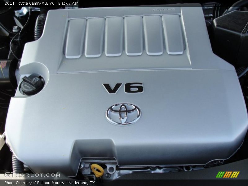 Black / Ash 2011 Toyota Camry XLE V6