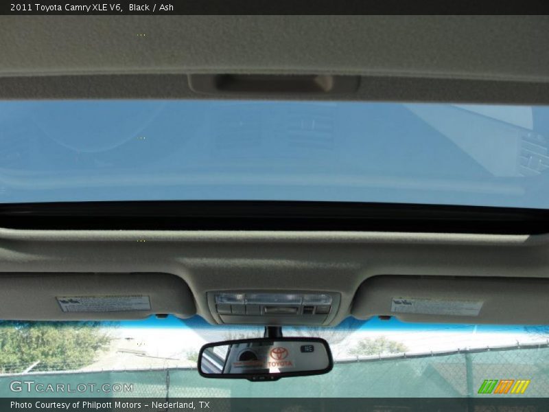 Black / Ash 2011 Toyota Camry XLE V6