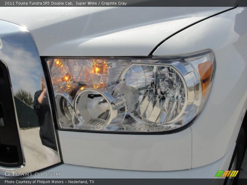 Super White / Graphite Gray 2011 Toyota Tundra SR5 Double Cab