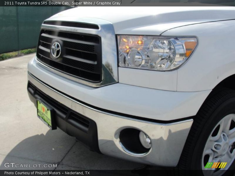 Super White / Graphite Gray 2011 Toyota Tundra SR5 Double Cab