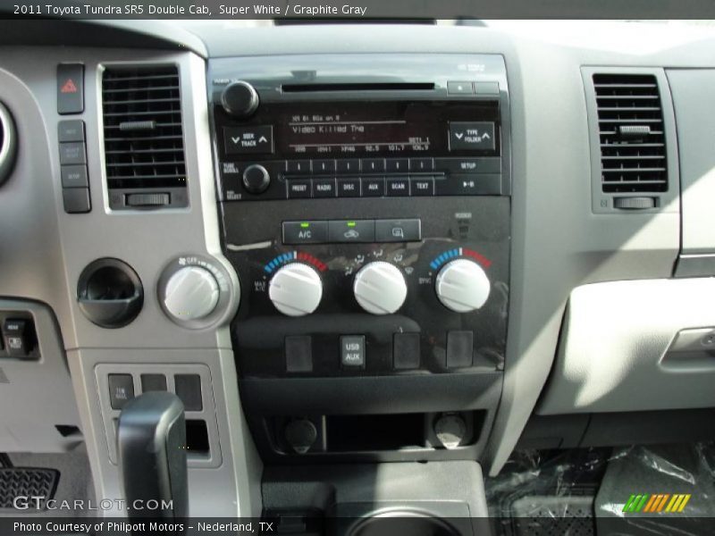 Super White / Graphite Gray 2011 Toyota Tundra SR5 Double Cab