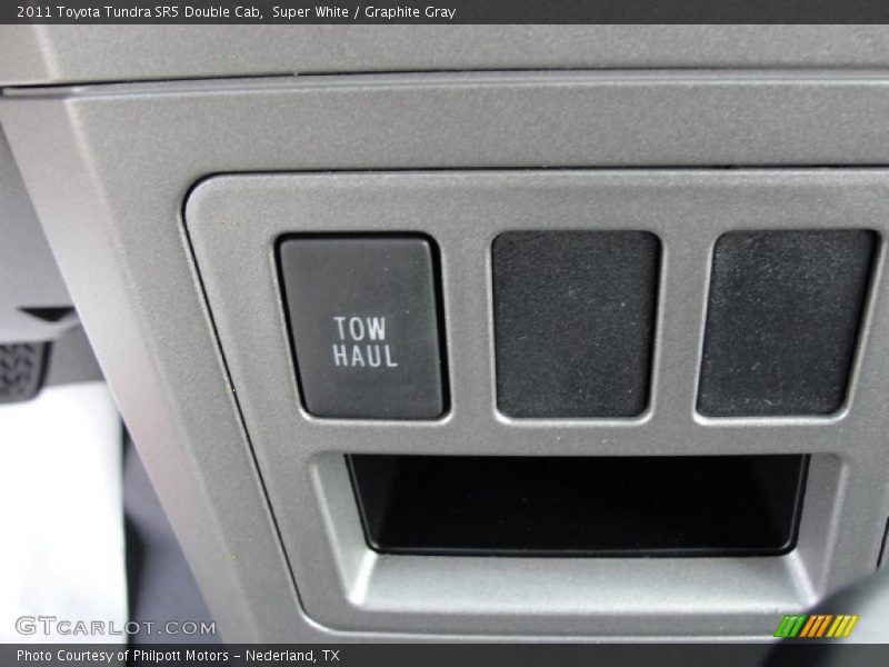 Super White / Graphite Gray 2011 Toyota Tundra SR5 Double Cab