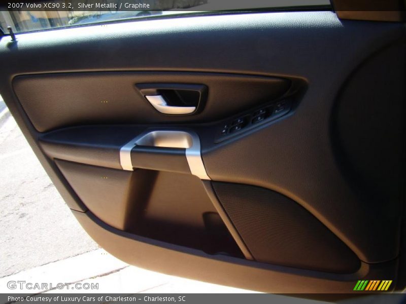 Silver Metallic / Graphite 2007 Volvo XC90 3.2