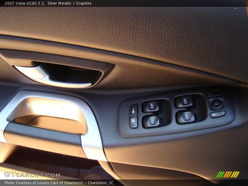 Silver Metallic / Graphite 2007 Volvo XC90 3.2