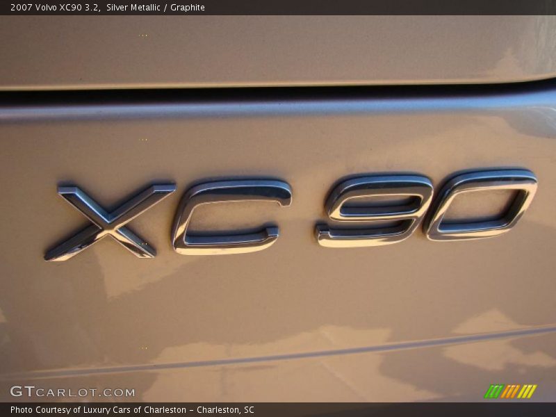 Silver Metallic / Graphite 2007 Volvo XC90 3.2
