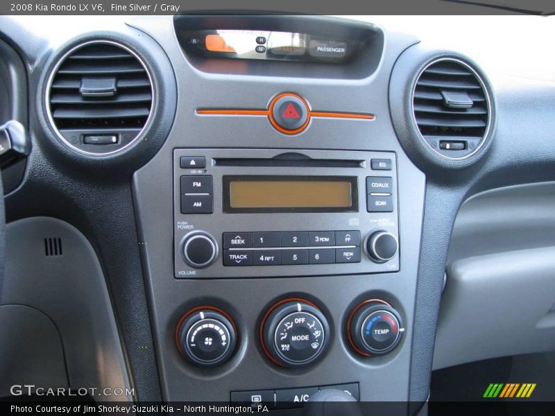 Fine Silver / Gray 2008 Kia Rondo LX V6