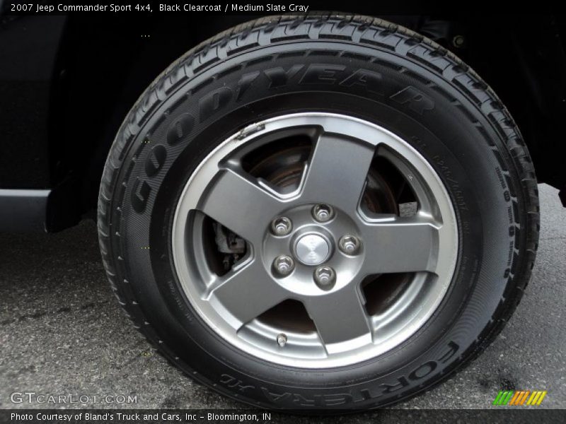 Black Clearcoat / Medium Slate Gray 2007 Jeep Commander Sport 4x4