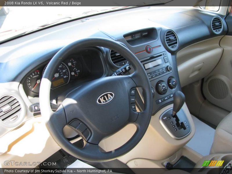 Volcanic Red / Beige 2008 Kia Rondo LX V6