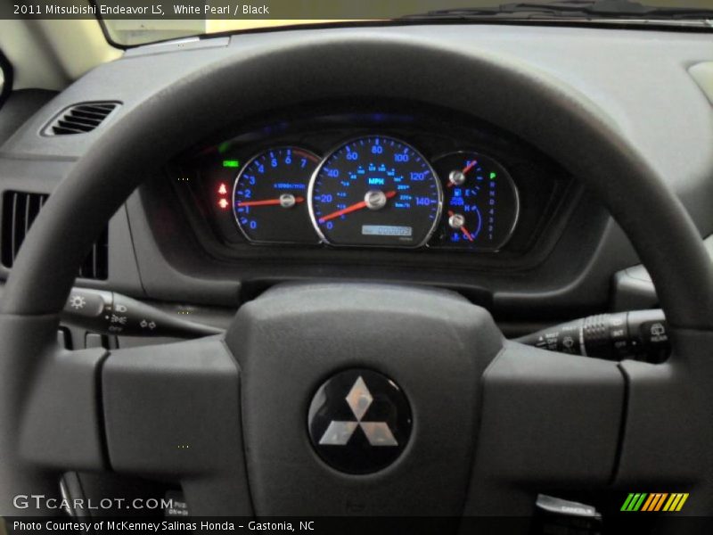 White Pearl / Black 2011 Mitsubishi Endeavor LS