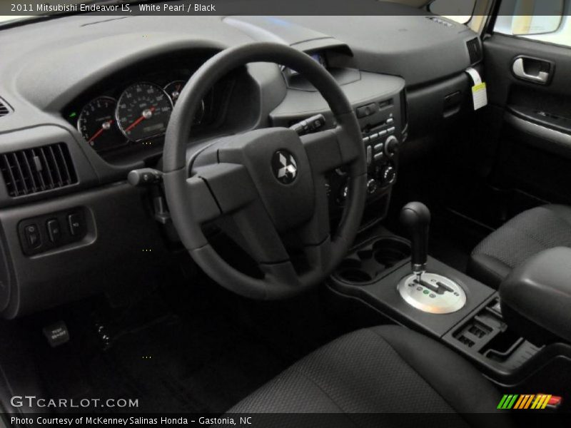 White Pearl / Black 2011 Mitsubishi Endeavor LS