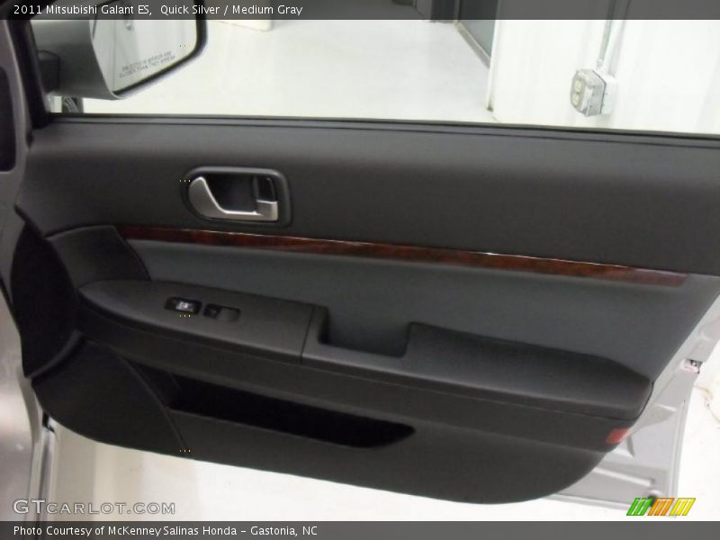 Quick Silver / Medium Gray 2011 Mitsubishi Galant ES