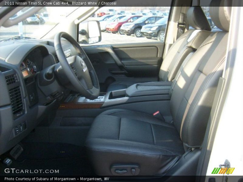  2011 Titan SL Crew Cab 4x4 Charcoal Interior