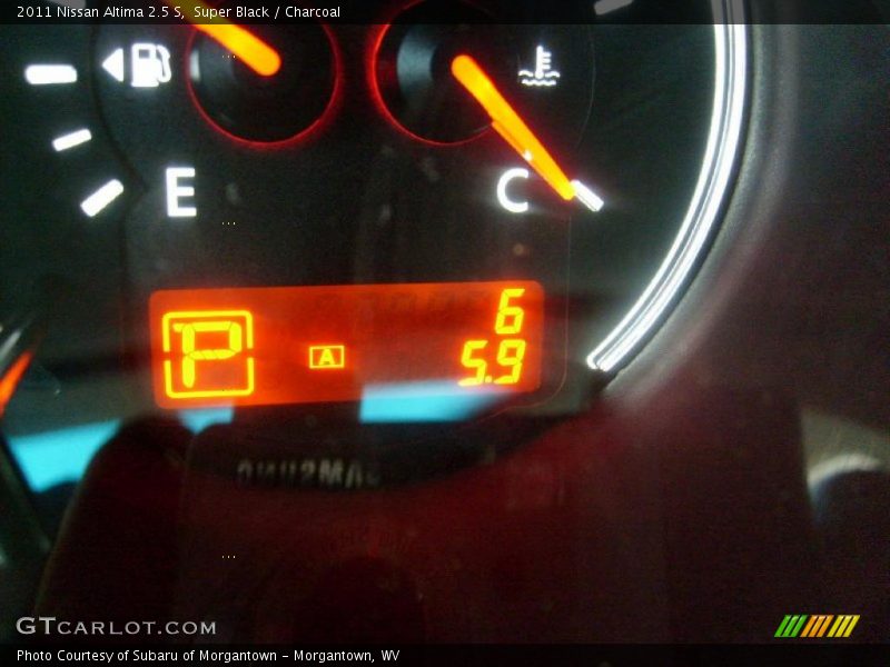 Super Black / Charcoal 2011 Nissan Altima 2.5 S