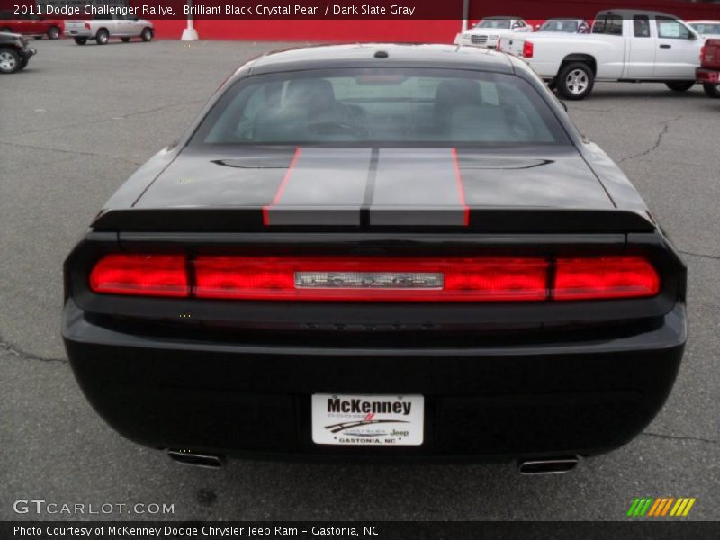  2011 Challenger Rallye Brilliant Black Crystal Pearl