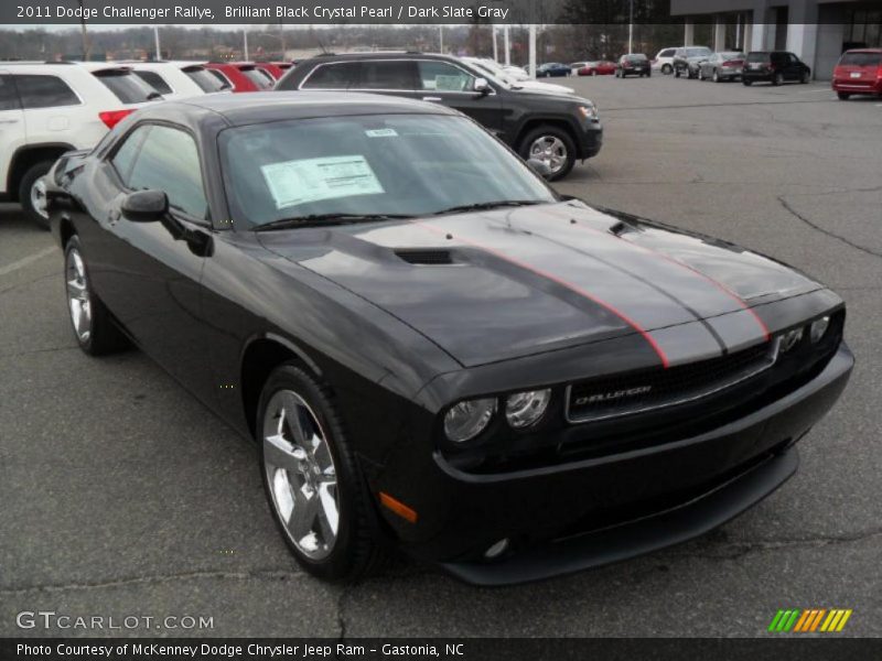 Front 3/4 View of 2011 Challenger Rallye