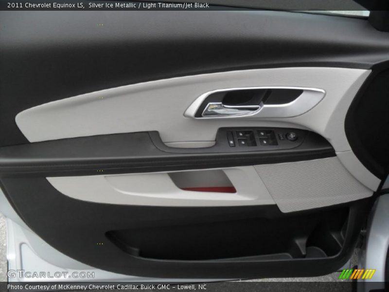 Silver Ice Metallic / Light Titanium/Jet Black 2011 Chevrolet Equinox LS