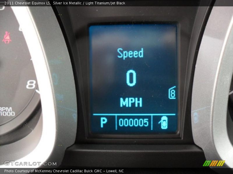 Silver Ice Metallic / Light Titanium/Jet Black 2011 Chevrolet Equinox LS