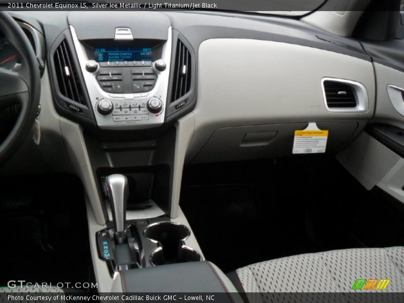 Silver Ice Metallic / Light Titanium/Jet Black 2011 Chevrolet Equinox LS