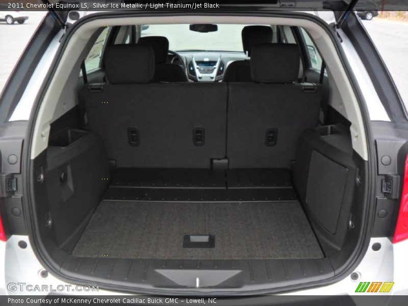Silver Ice Metallic / Light Titanium/Jet Black 2011 Chevrolet Equinox LS