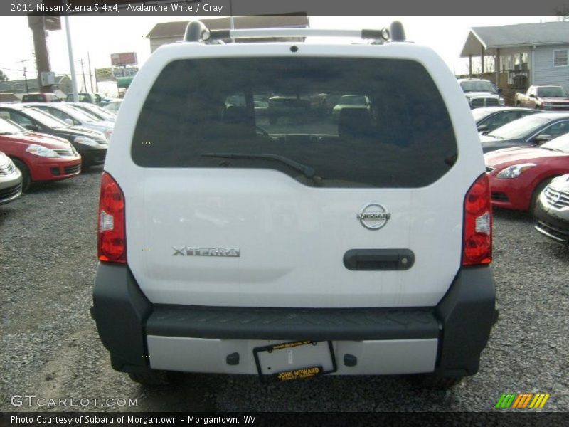  2011 Xterra S 4x4 Avalanche White