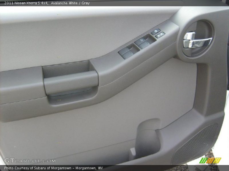Door Panel of 2011 Xterra S 4x4