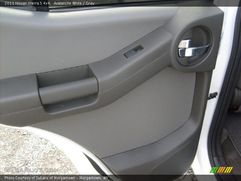 Door Panel of 2011 Xterra S 4x4