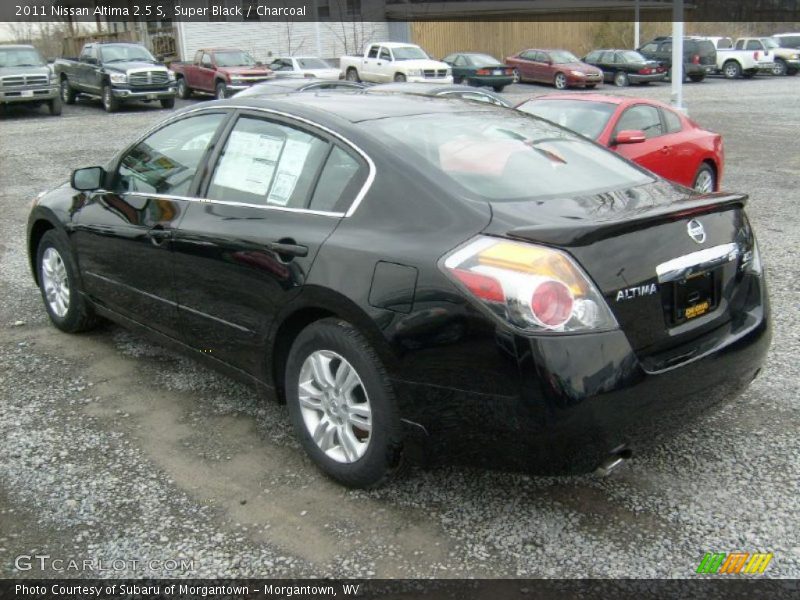 Super Black / Charcoal 2011 Nissan Altima 2.5 S
